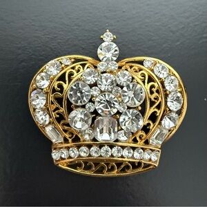 Vintage gold rhinestone crystal crown brooch